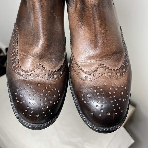 Vera Gomma Italian Leather Brogue Style Laser Cut Pull On Booties EU 38 - Picture 6 of 9